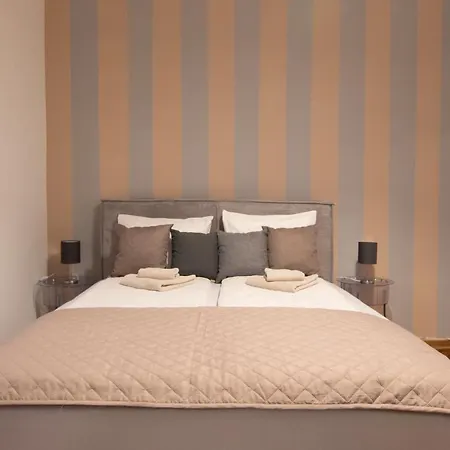 Sweet House Republic Apartment