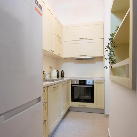 Apartment Sweet House Republic