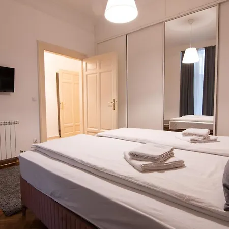 Sweet House Republic Apartment Belgrade