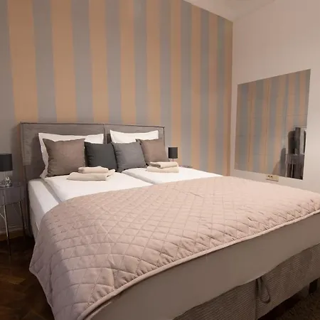 Apartment Sweet House Republic *